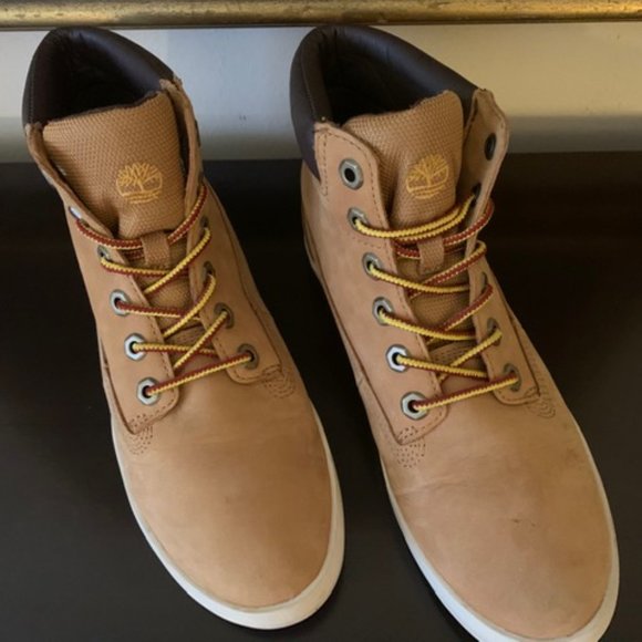 TIMBERLAND WOMENS SKYLA BAY LACE-UP BOOT - TAN - Picture 2 of 8